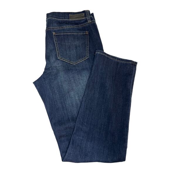 DKNY Jeans Size 8 / 30 Straight Leg Mid Rise Cropped Dark Wash Blue Denim - Picture 5 of 10